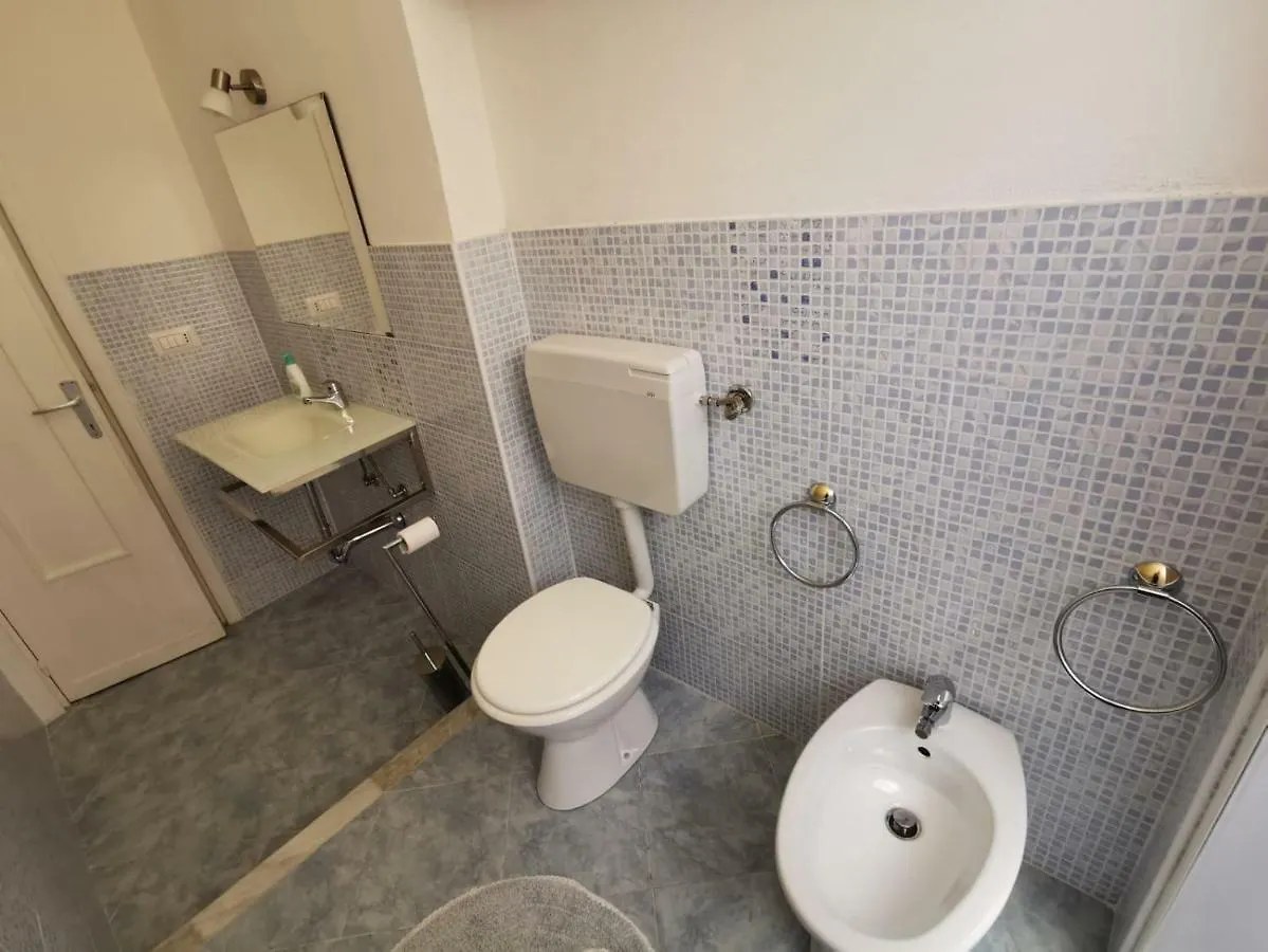 Rooms For Rent 67 Sassari Italy